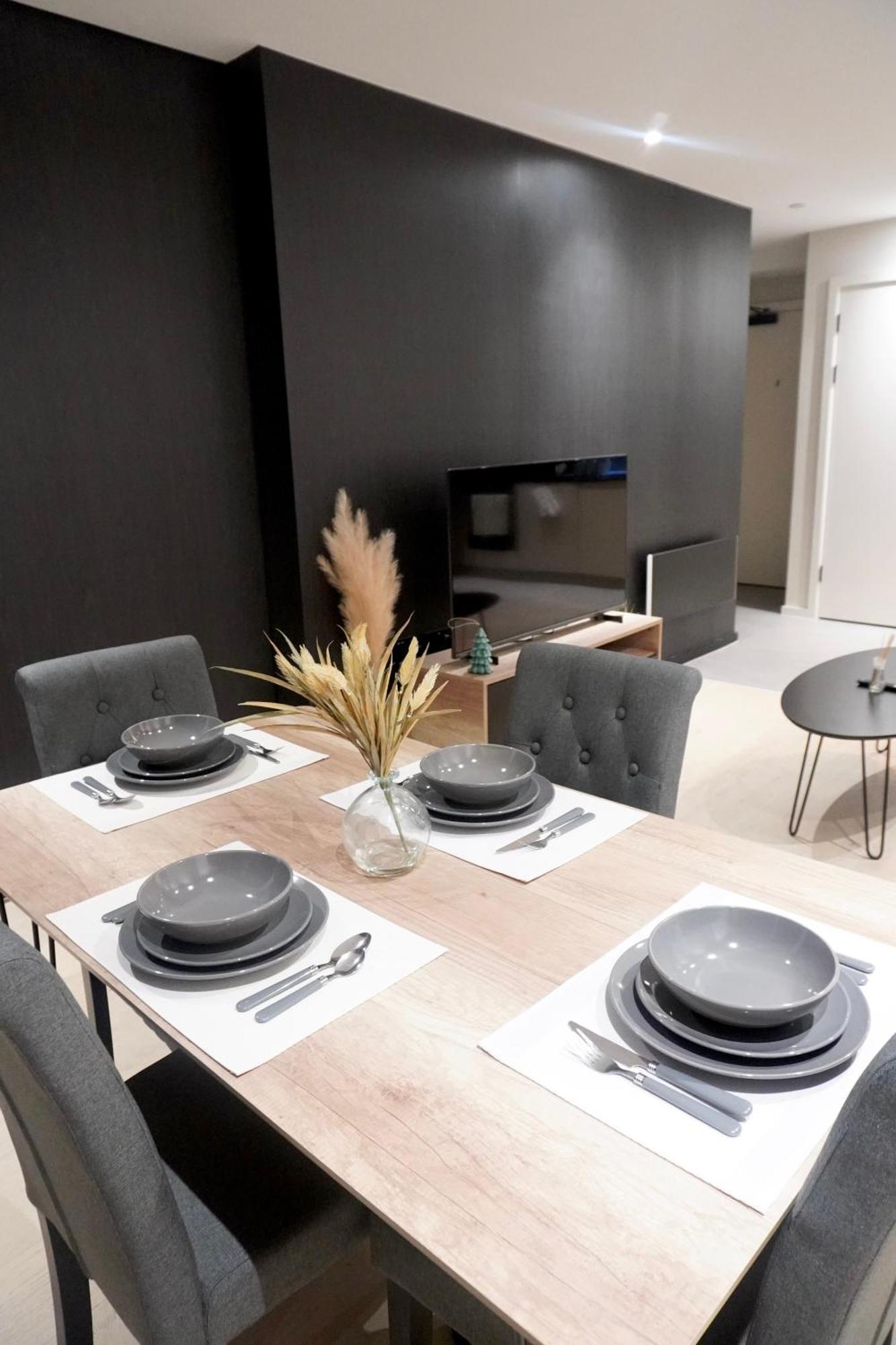 Central Manchester Luxury 2 Bed Apartment With Balcony Extérieur photo
