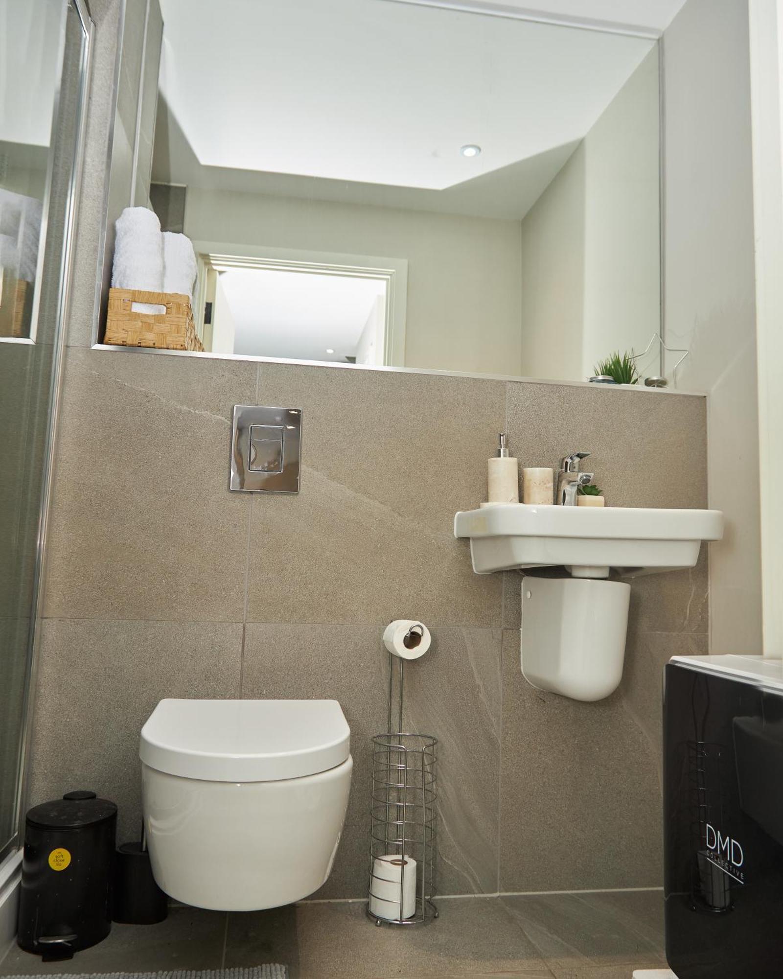 Central Manchester Luxury 2 Bed Apartment With Balcony Extérieur photo